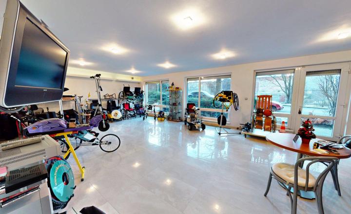 OBCHODNÝ PRIESTOR S KANCELÁRIOU, 98,60 m², ŽILINA – ŠAŠVÁRKA