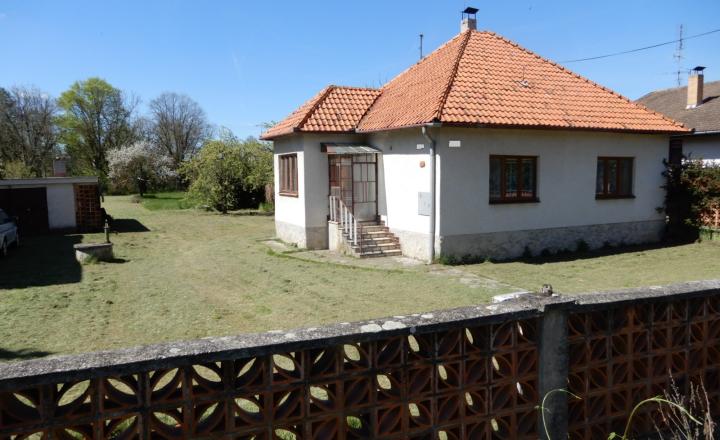 MOŽNÁ DOHODA! ! Rodinný dom, 143 m2, garáž, Kalinčiakovo - fotografia 1