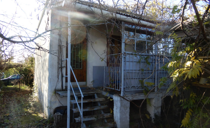 Slnečný viničný dom, 18 m2, Strážny Vrch, okr. Levice