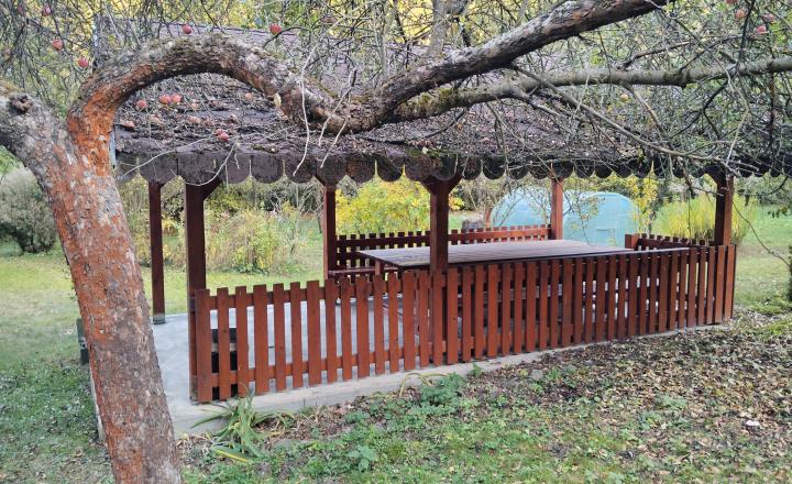 Rodinný dom s veľkou záhradou a množstvom priestoru – Krompachy - fotografia 14
