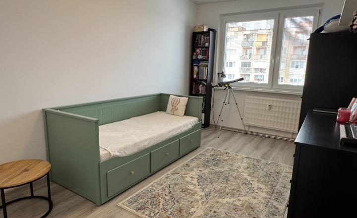 Krásny a útulný 3 izbový byt Na Hlinách Trnava dlhodbý prenájom - fotografia 11