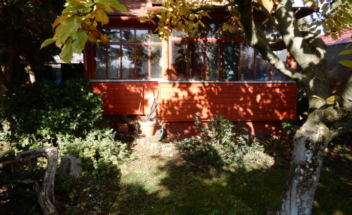 Útulná chata, 23 m2, altánok, záhradný gril, bazén, Levice - fotografia 1