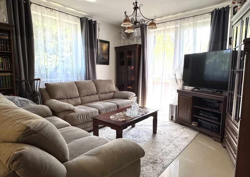 Spiegelsal- 4 izbový byt 93 m2 Trnava ul. Štefana Moyzesa s parkovacím miestom