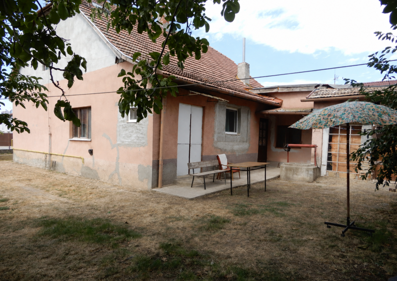 Rodinný dom, 110 m2, garáž, Čata, okr. Levice